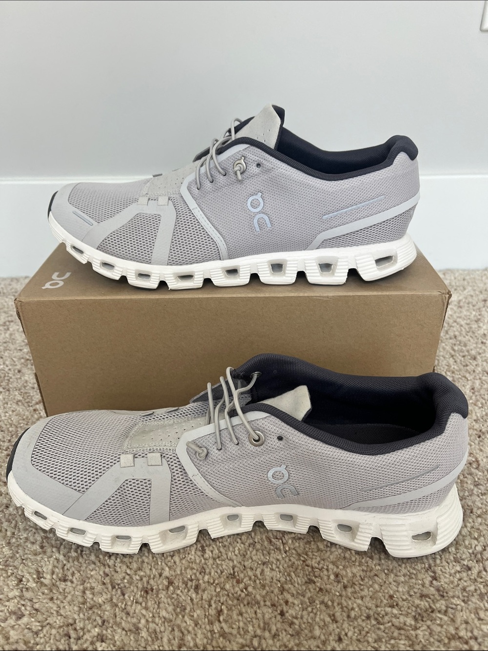 Mens ON RUNNING CLOUD 5 Shoes Size 10